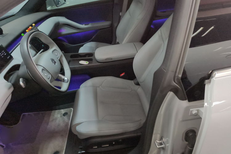 蔚来ET5T 2024款 75kWh Touring中控内饰19