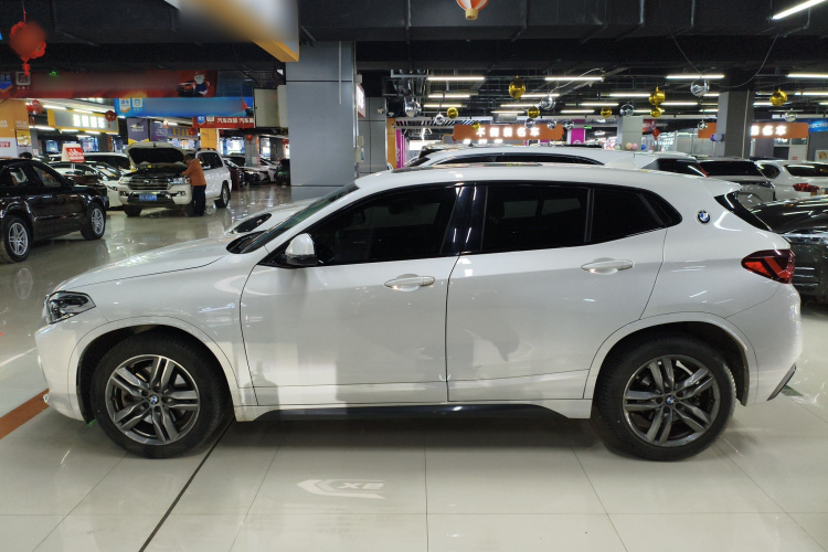 宝马X2 2021款 改款 sDrive25i M运动套装车身外观6003