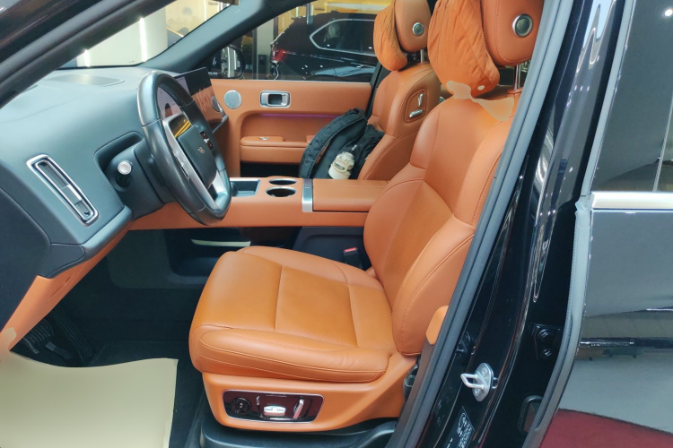 理想汽车 理想L8 2023款 Pro中控内饰19