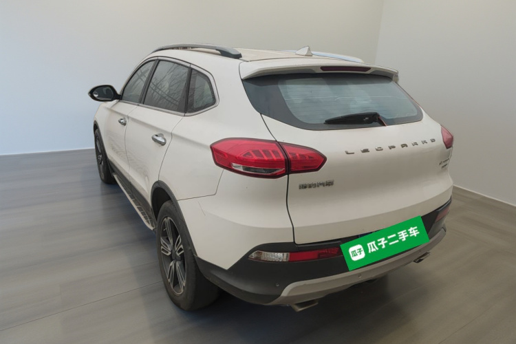 猎豹汽车 猎豹CS10 2015款 2.0T 手动卓越型车身外观5