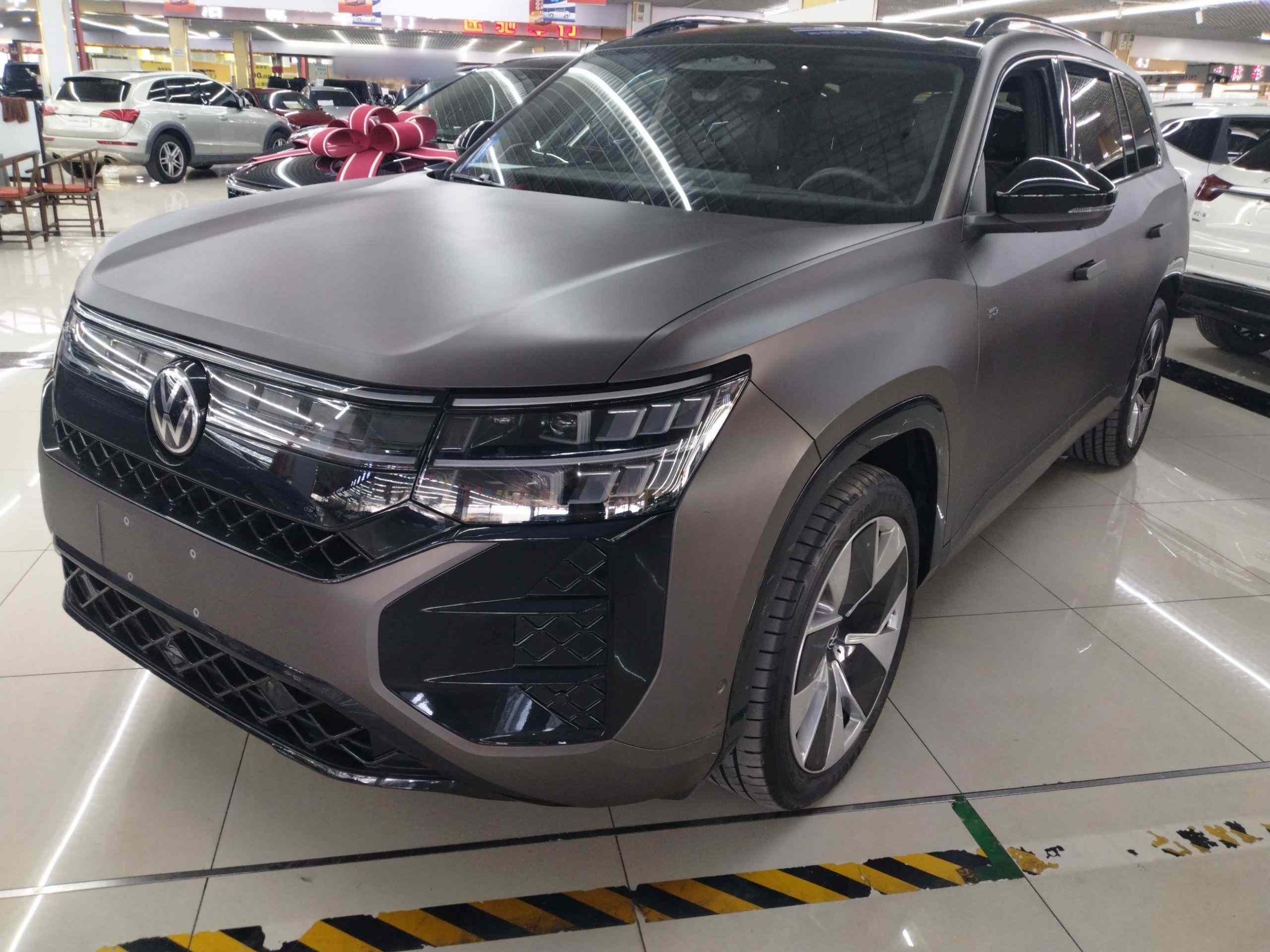 大众 2025款 途昂 Pro 450TSI 四驱登峰版(2)
