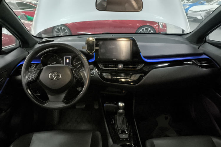 丰田 奕泽IZOA 2020款 2.0L 奕驰版中控内饰12