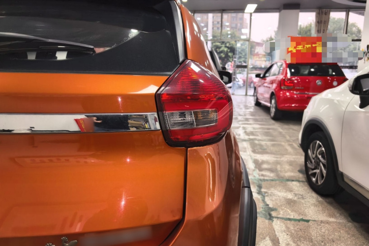 奇瑞 瑞虎3X 2017款 1.5L 手动时尚版车身外观6006