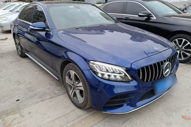 奔驰C级 2019款 C 260 L 运动版车身外观6002