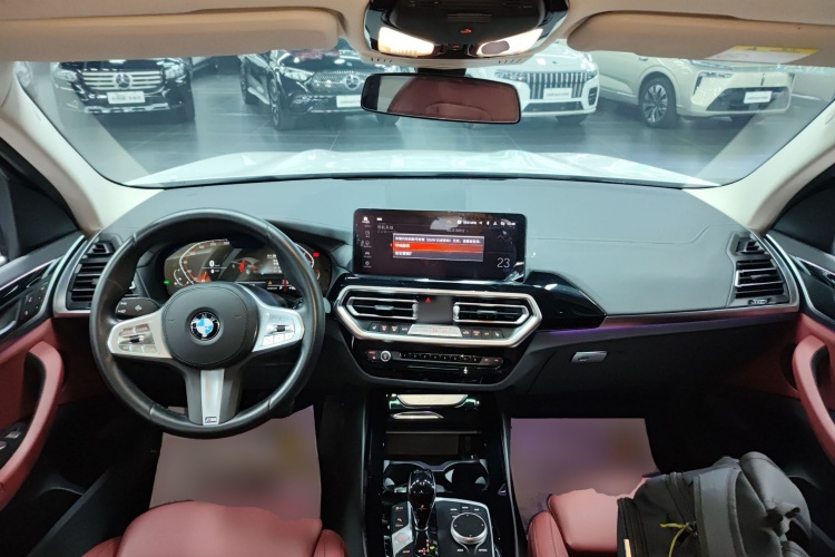 宝马X3 2022款 改款 xDrive25i M运动套装中控内饰7002