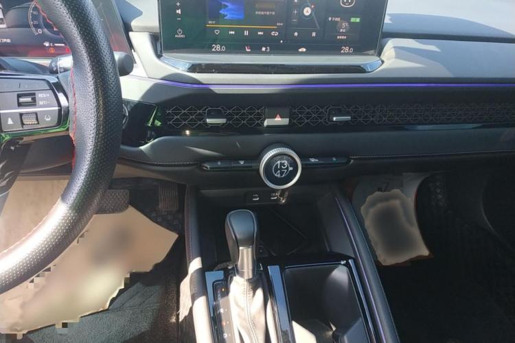 本田 雅阁 2023款 260TURBO 卓越版中控内饰7002