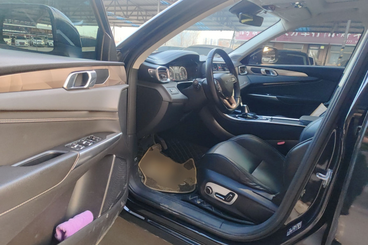 领克01 2017款 2.0T 两驱型Pro版中控内饰20