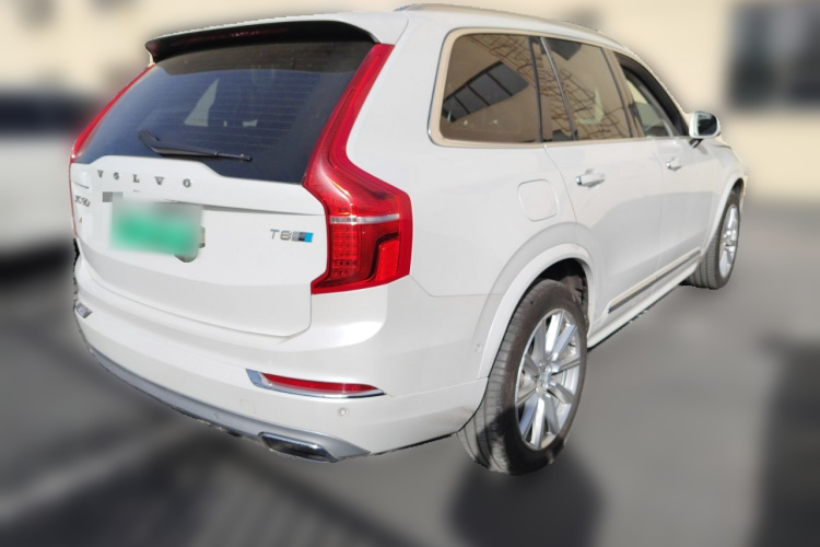 沃尔沃XC90新能源 2018款 E驱混动 T8 智尊版 7座车身外观7