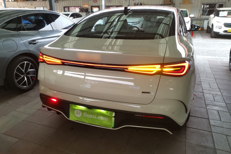 比亚迪 海豹06新能源 2025款 DM-i 智驾版 80KM豪华型车身外观6004