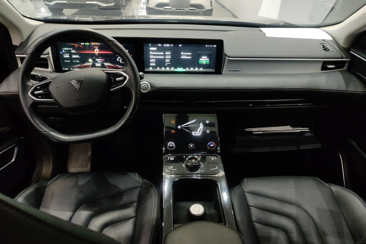 哪吒汽车 哪吒U 2021款 Pro 400 巡航版中控内饰7002