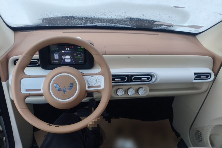 五菱汽车 宏光MINIEV 2024款 第三代 215km 青春版中控内饰12