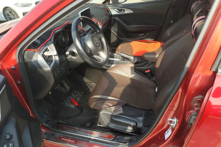 马自达3 昂克赛拉 2017款 三厢 1.5L 自动舒适型 国V中控内饰19