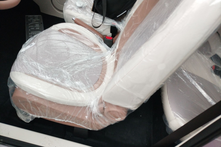 奔腾小马 2026款 222km 萌趣马 Plus中控内饰19