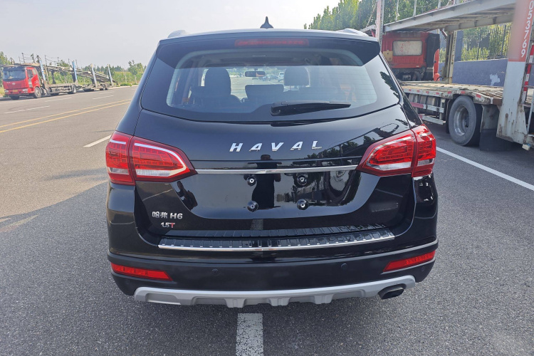 哈弗H6 2017款 红标 运动版 1.5T 手动两驱精英型车身外观6007