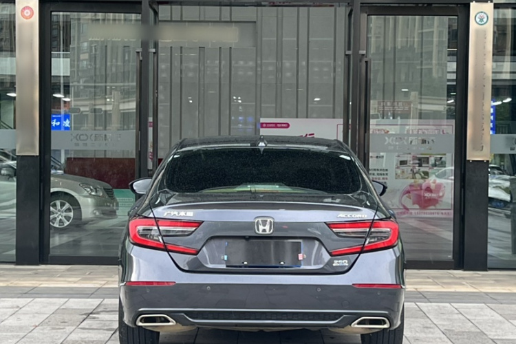 本田 雅阁 2022款 260TURBO 豪华版车身外观6005