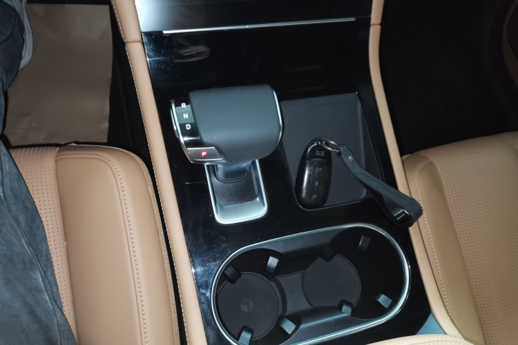 理想汽车 理想ONE 2020款 增程6座版局部细节18