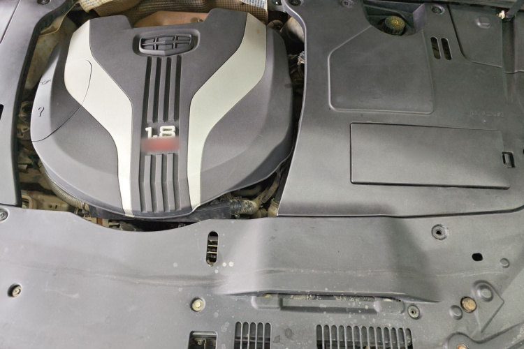 吉利汽车 博瑞 2015款 1.8T 舒适型机舱底盘24