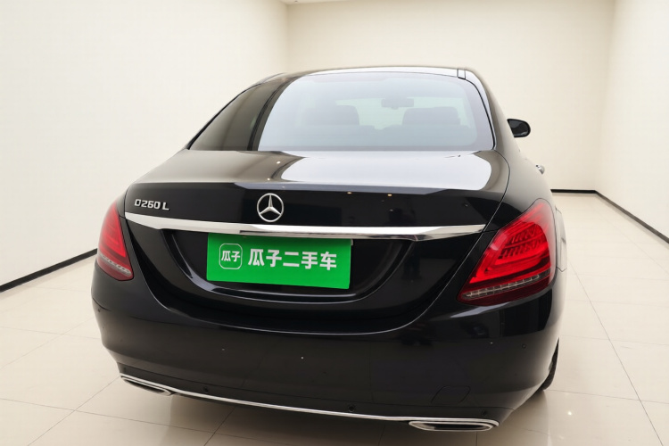奔驰C级 2019款 C 260 L车身外观6