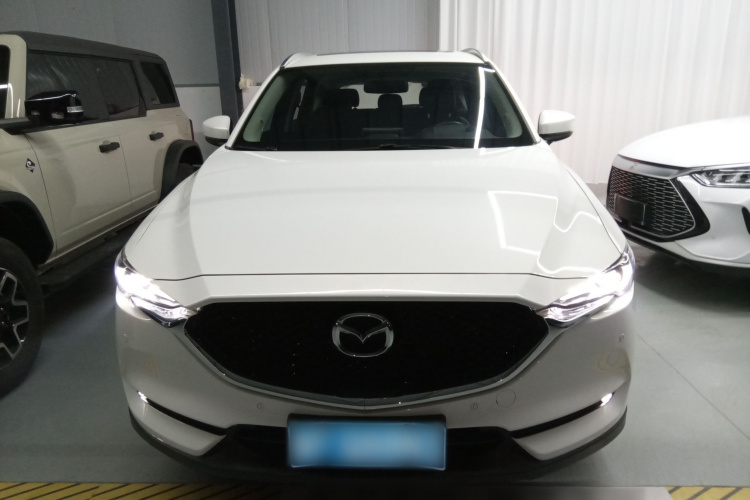 马自达CX-5 2020款 改款 2.0L 自动两驱智尊型车身外观2