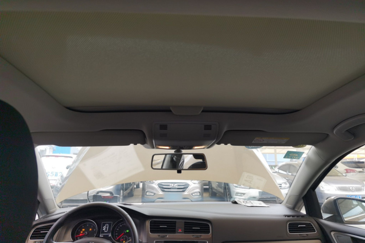 大众 高尔夫 2016款 230TSI 自动舒适型中控内饰22