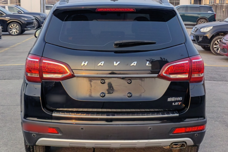 哈弗H6 2013款 运动版 1.5T 手动两驱精英型车身外观6002