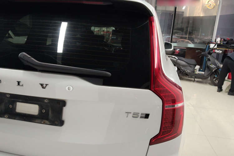 沃尔沃XC90 2020款 T5 智行豪华版 5座车身外观6006