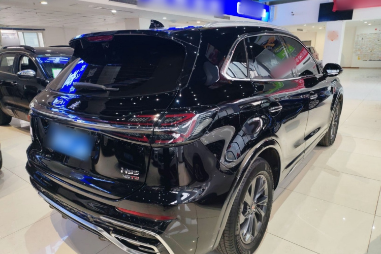 红旗HS5 2023款 2.0T 旗享Pro版车身外观7