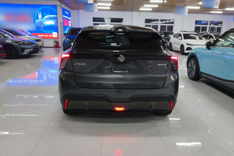 名爵 MG4 EV 2023款 415km 出海冠军版车身外观6