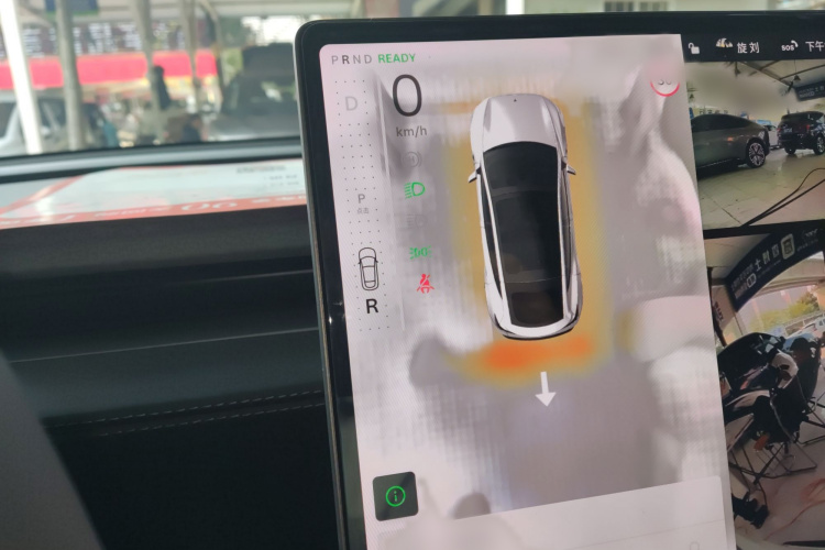 特斯拉 Model Y 2025款 后轮驱动版局部细节18