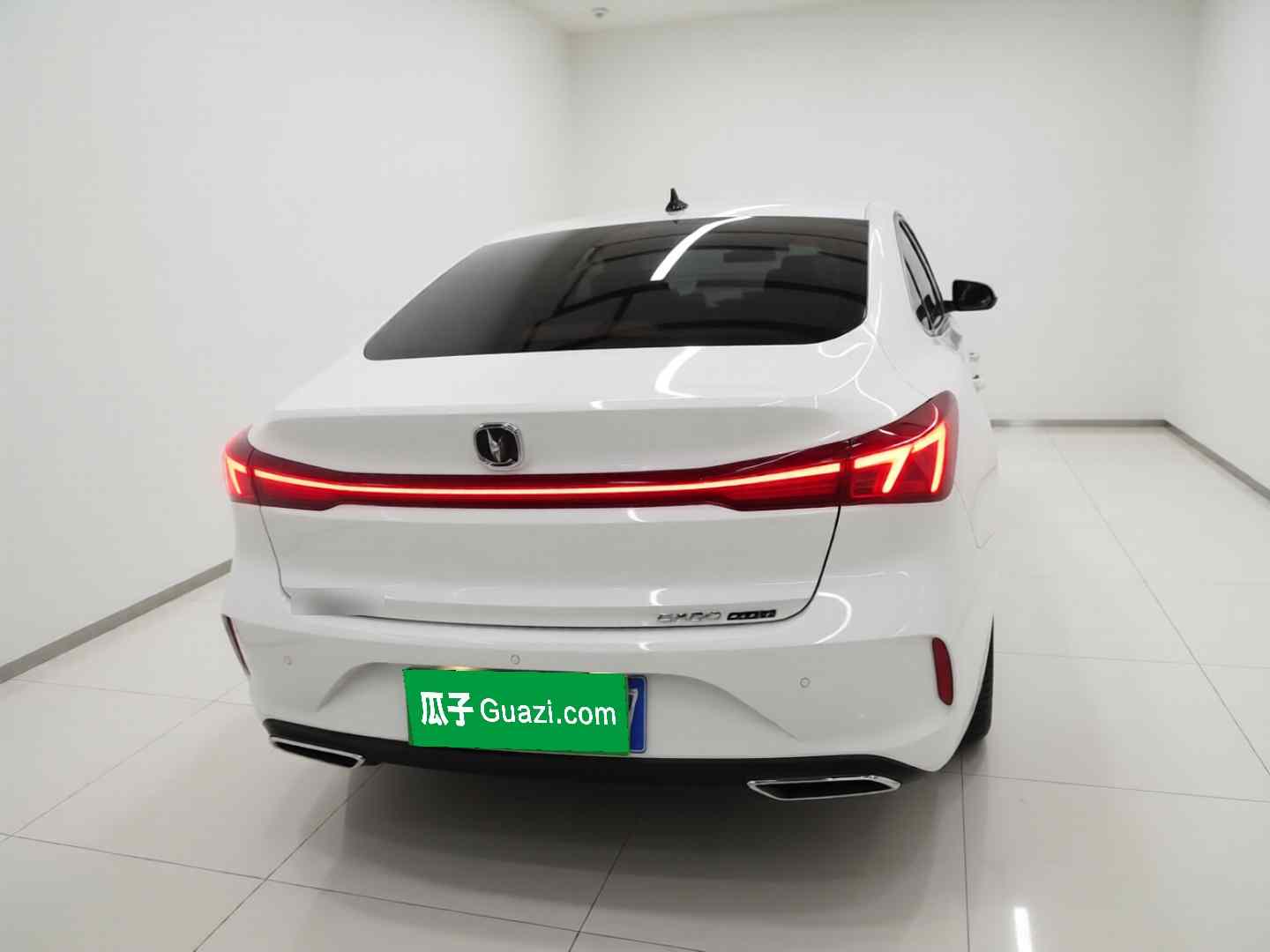 长安 逸动 2025款 PLUS 1.4T 双离合高能版(4)