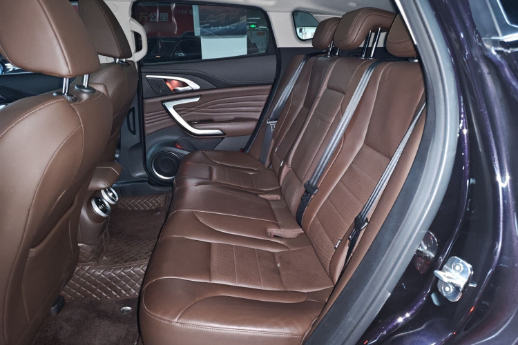 魏牌 VV7 2019款 升级款 2.0T 旗舰型 国VI中控内饰21