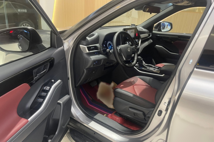 丰田 皇冠陆放 2021款  2.5L HEV两驱精英版中控内饰7005