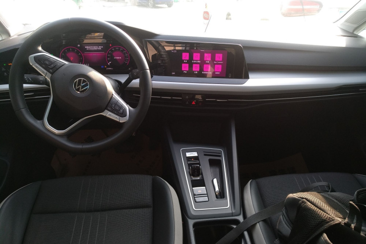 大众 高尔夫 2021款 200TSI DSG Pro中控内饰12