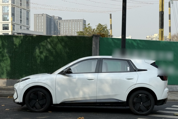 ARCFOX极狐 极狐T1 2025款 425 PRO车身外观6004