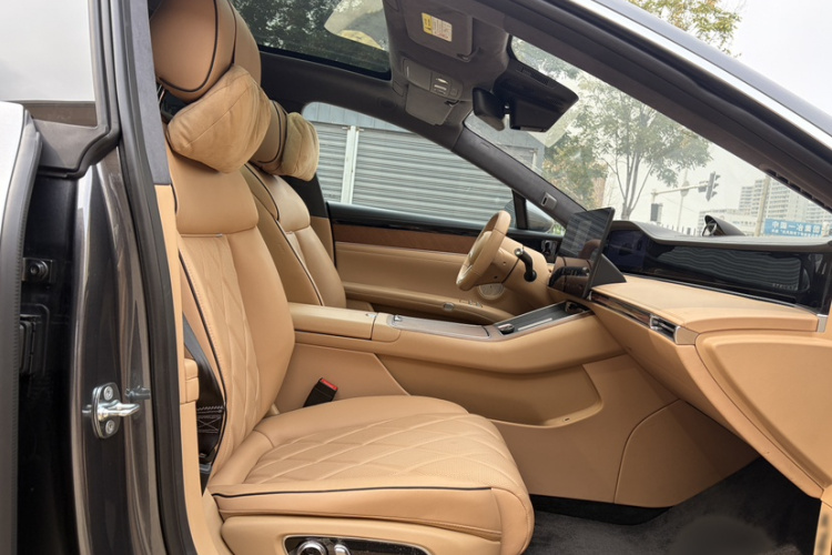 鸿蒙智行 享界S9 2024款 纯电 Ultra 四驱旗舰版局部细节41