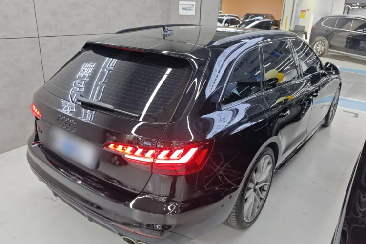 奥迪S4 2024款 S4 Avant 3.0TFSI车身外观6004