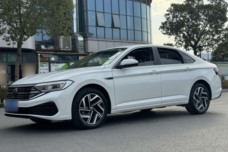 大众 速腾 2023款 300TSI DSG超越版车身外观6003