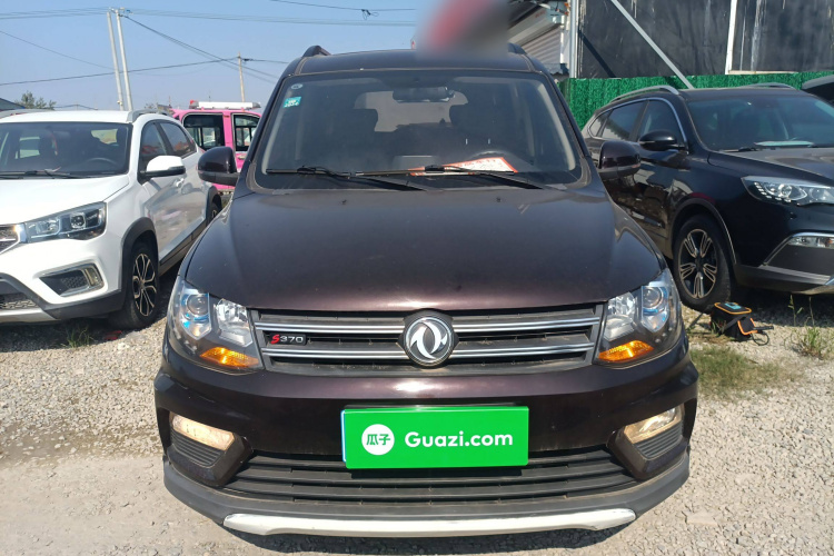 东风风光 风光370 2020款 S370 1.5L CVT豪华型 5座车身外观2