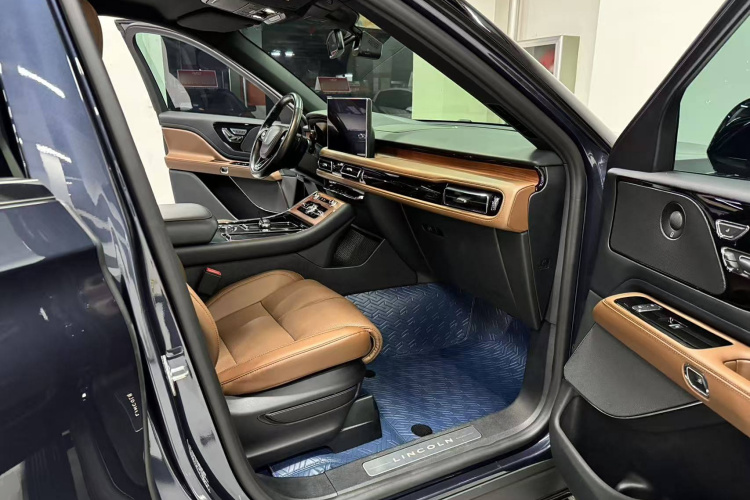 林肯 飞行家 2022款 3.0T V6 四驱尊雅版中控内饰41