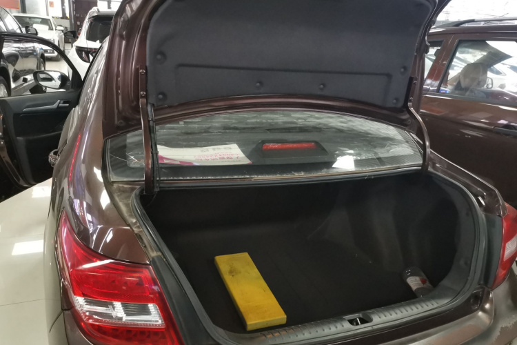 吉利汽车 远景 2016款 1.5L 手动幸福版局部细节23