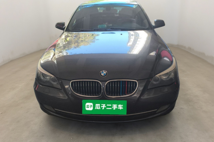 宝马5系 2007款 523Li 典雅型车身外观2