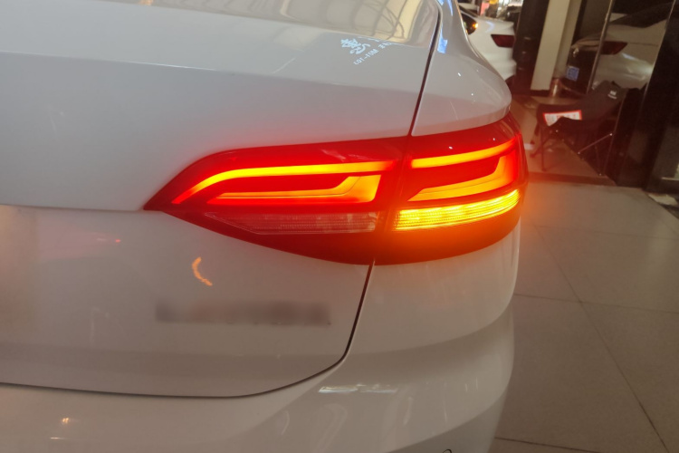 大众 朗逸 2023款 1.5L 自动得逸版车身外观6001