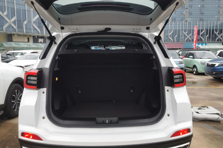 奇瑞 瑞虎5x 2021款 超级英雄版 1.5L CVT豪华型机舱底盘23