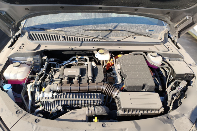 比亚迪 秦L 2024款 DM-i 120KM卓越型局部细节24