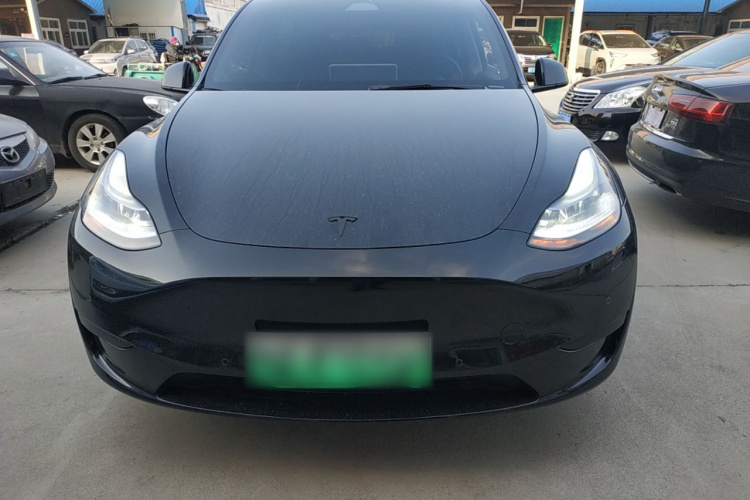 特斯拉 Model Y 2023款 后轮驱动版车身外观2