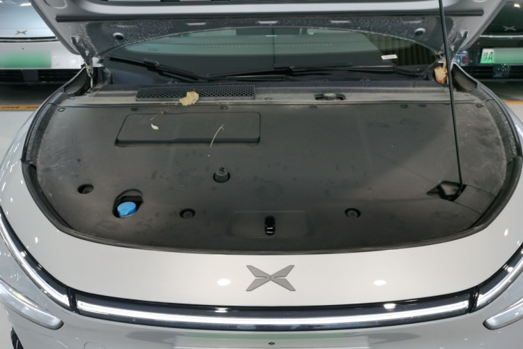 小鹏P7+ 2024款 长续航 Max机舱底盘24