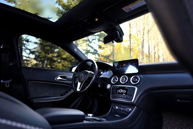 奔驰A级(进口) 2015款 A 180中控内饰7001