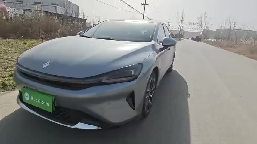 宝骏享境 2025款 插混 140km豪华版实拍1