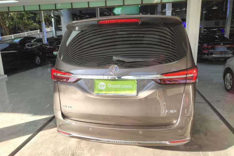 别克GL8 2023款 陆上公务舱 智享型车身外观6004