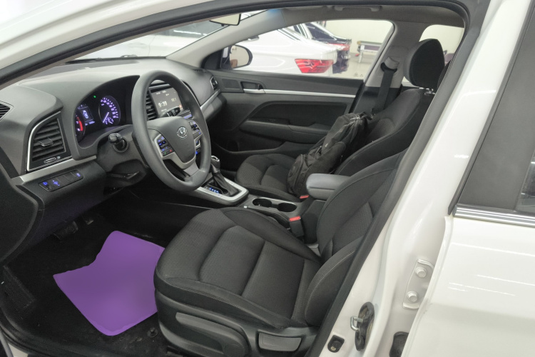 现代 领动 2016款 1.6L 自动智炫·精英型中控内饰19